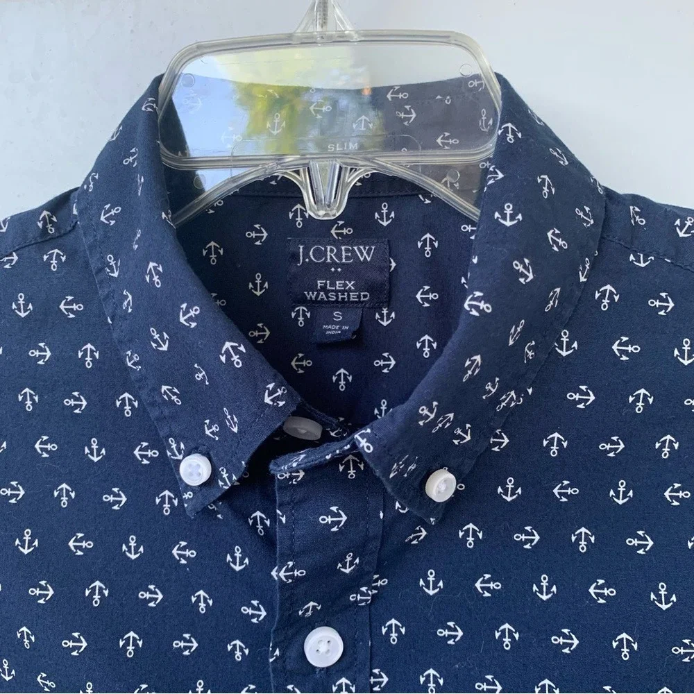 J. CREW. Blue short‎ sleeve shirt w/ anchor print all over. Size S. Flex …